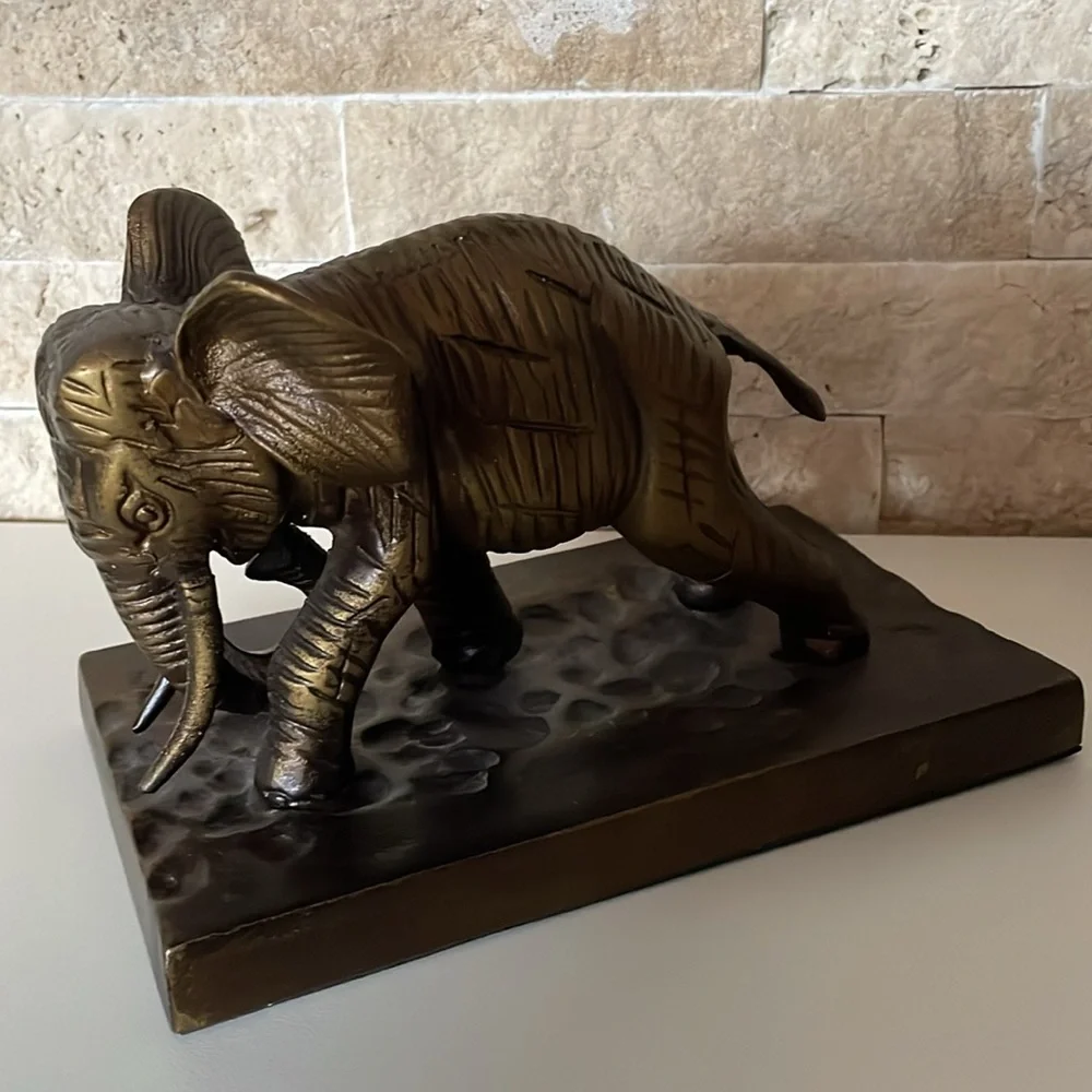 Elephant Bronze Bookends (heavy!) - Picture 3 of 5